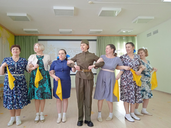 "И песня тоже воевала"! "И песня тоже воевала"!.